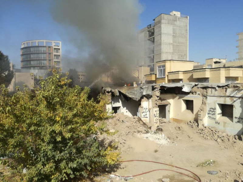 بازسازی بعد از آتشسوزی خانه مشکاتیان محمدرضا فرحزادی