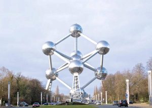 عجیب ترین سازه در دنیا ساختمان اتمیوم در بلژیک مهندس فرحزادی